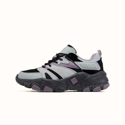 Iris Sneaker (Black/Gray)
