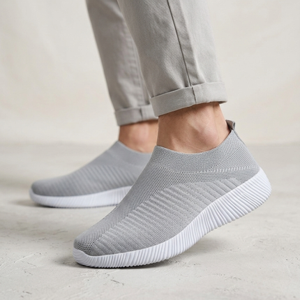 Ava Sneaker (Gray)