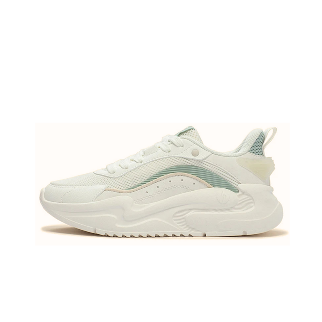 Luna Sneaker (White/Green)