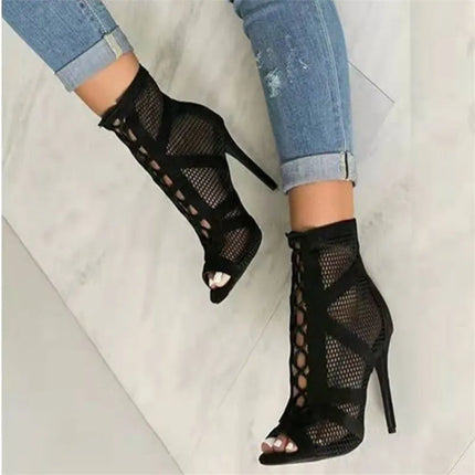 Geneva Heel (Black)