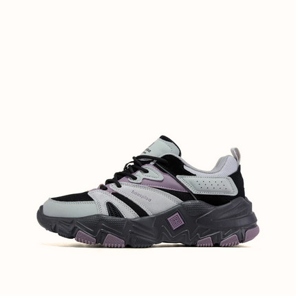 Iris Sneaker (Black/Gray)